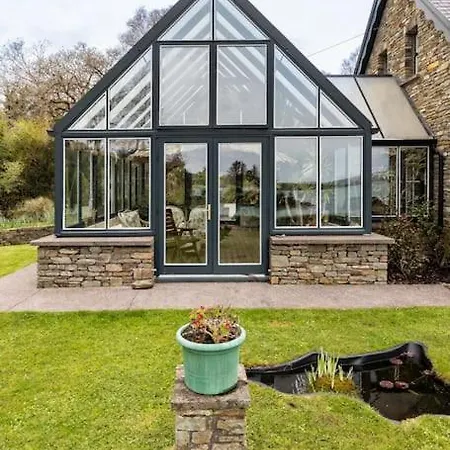 Luxury House On Seafront