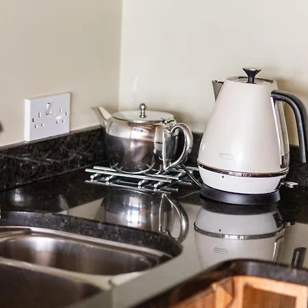 Luxury House On Seafront * Curryglass