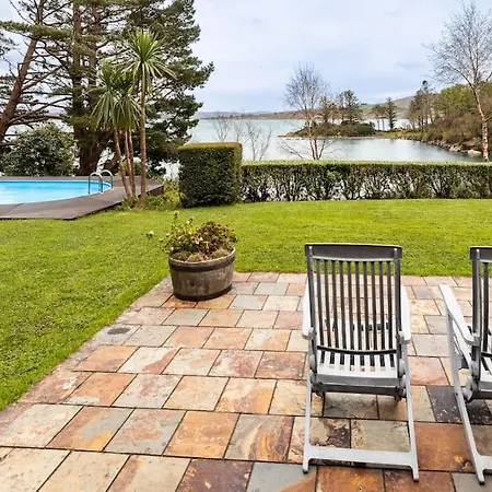 Luxury House On Seafront * Curryglass