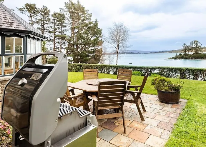 Villa Luxury House On Seafront