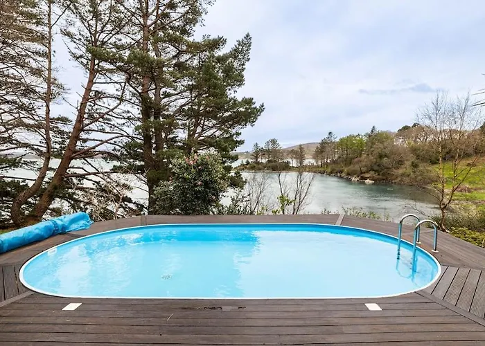 Luxury House On Seafront Villa