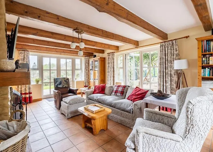 ヴィラ Luxury House On Seafront Curryglass