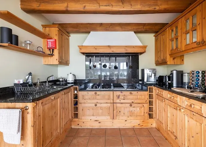 Luxury House On Seafront Villa *