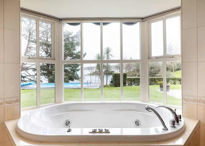 Luxury House On Seafront Villa Curryglass