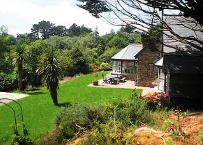 Luxury House On Seafront Curryglass