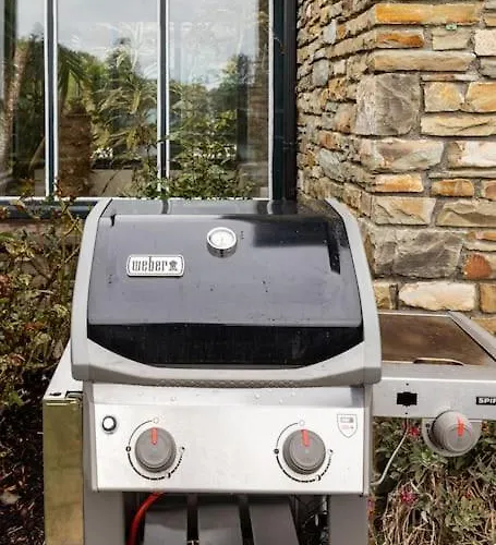 Luxury House On Seafront Villa